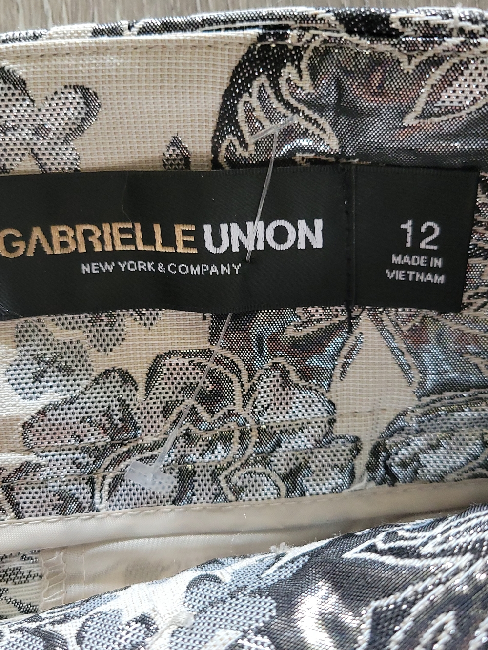 Gabrielle Union New York & Company Floral Metallic Pants - Silver & Black